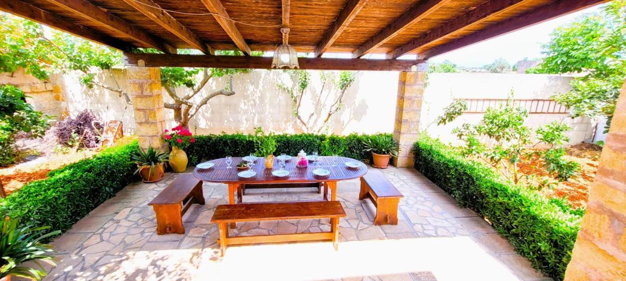 Villa Cigaline Tiggiano ภายนอก รูปภาพ